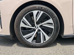 Nio ET5 75kWh - фото 17