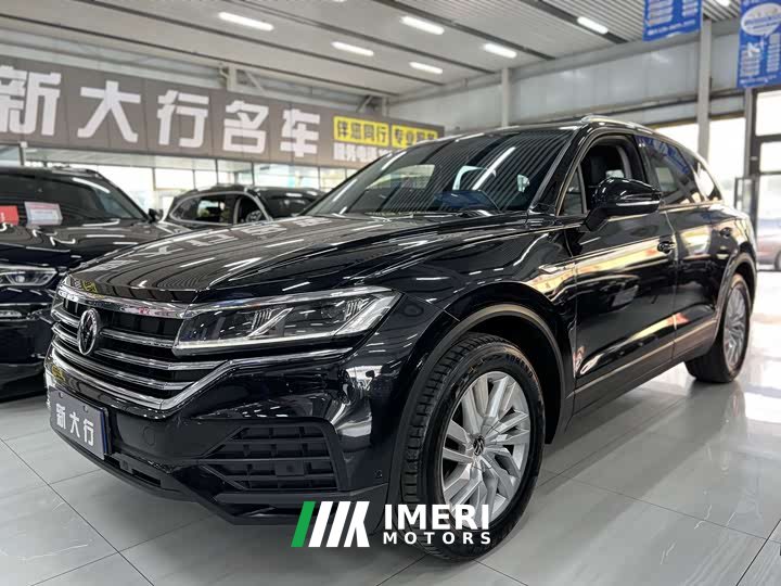 Volkswagen Touareg 2021 2.0TSI Pilot Special Edition - автомобиль из Китая