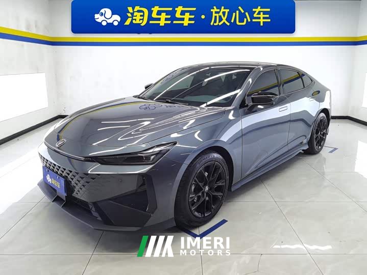 Changan UNI-V 1.5T Premium Version - автомобиль из Китая