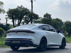 Changan UNI-V 1.5T Premium Version - фото 6
