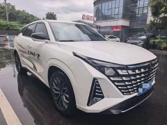 Changan UNI-Z 1.5T Premium Version - фото 3