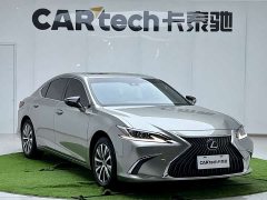 Lexus ES 2020 200 Excellence Edition - фото 20