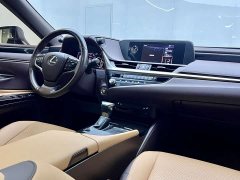 Lexus ES 2020 200 Excellence Edition - фото 8