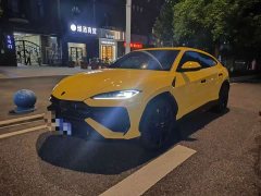 Porsche Urus SE 4.0T Edition - фото 1