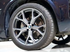 BMW X5 xDrive 30Li Deluxe VersionM - фото 9