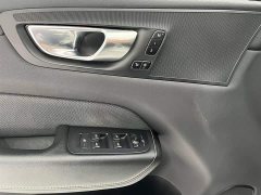 Volvo XC60 B5 four-wheel drive Zhiyuan Sport Edition - фото 17