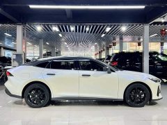 Changan UNI-V iDD 1.5T 113km Version - фото 11