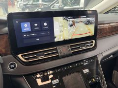 Hongqi HQ9 PHEV 2.0T four-wheel drive luxury version - фото 5