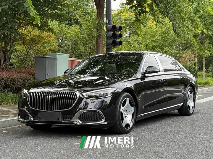 Mercedes-Benz S 480 4MATIC - автомобиль из Китая