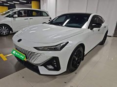 Changan UNI-V 1.5T Premium Version - фото 1