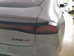 Changan UNI-V 1.5T Premium Version - фото 8