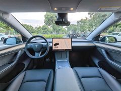 Tesla Model Y rear-wheel drive version - фото 5