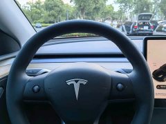 Tesla Model Y rear-wheel drive version - фото 7