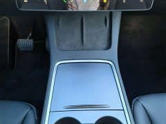 Tesla Model Y rear-wheel drive version - фото 9