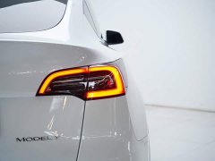 Tesla Model Y Edition - фото 18