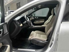 Volvo XC60 B5 AWD Edition - фото 16