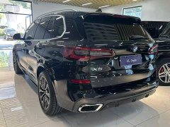 BMW X5 xDrive40i Deluxe Version M - фото 6