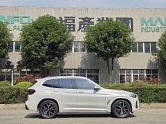 BMW X3 xDrive25i M - фото 7