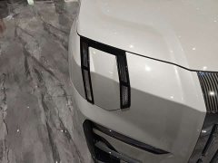 Zeekr 009 EditionAWD 108kWh - фото 7
