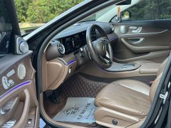 Mercedes-Benz E 300 L Luxury Version - фото 4