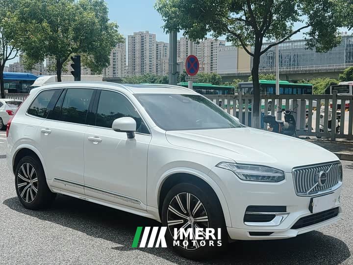 Volvo XC90 B6 Luxury Edition 7