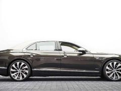Porsche 4.0T V8 Edition - фото 4