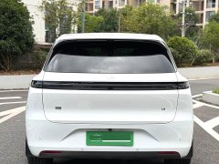 Li Auto L6 Pro - фото 2