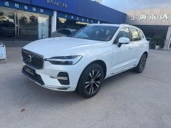 Volvo XC60 B5 AWDLuxury Edition - фото 1
