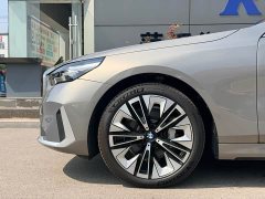 BMW 5 530Li Deluxe Version Luxury - фото 3