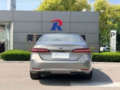BMW 5 530Li Deluxe Version Luxury - фото 8