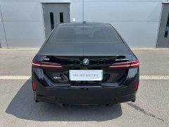 BMW i5 eDrive 40L M - фото 3