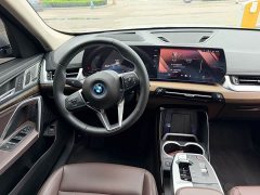 BMW iX1 xDrive30L X - фото 9