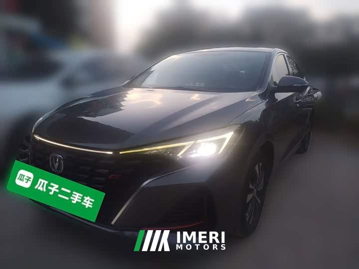 Changan PLUS NE 1.4T GDI DCTPremium Edition - автомобиль из Китая
