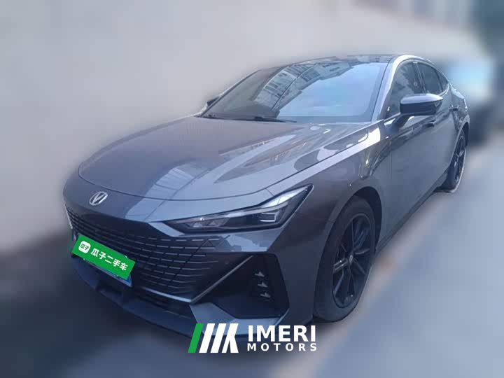 Changan UNI-V 1.5T Premium Version - автомобиль из Китая