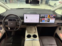 Li Auto MEGA Ultra - фото 6