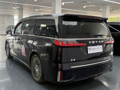 Voyah PHEV AWDFlagship Edition - фото 11