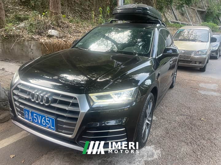 Audi Q5L 40 TFSI Fashion Version - автомобиль из Китая