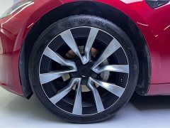 Tesla Model 3 Long Range Edition - фото 9