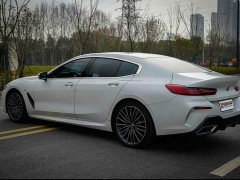BMW 8 Series 840i Four-Door Coupe M Sports Package - фото 5