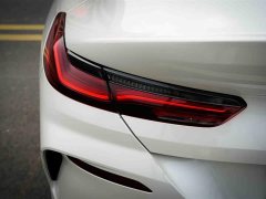BMW 8 Series 840i Four-Door Coupe M Sports Package - фото 9