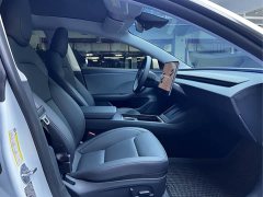 Tesla Model 3 Edition - фото 4
