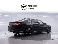 BMW 7 Series 2021 740Li Leading M Sports Package - фото 3