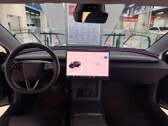 Tesla Model 3 Edition - фото 5