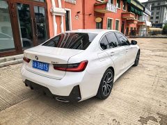 BMW 3 Series 320i M Sports Package - фото 6