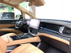 Denza D9 DM-i smart driving version 1020 four-wheel drive flagship - фото 10
