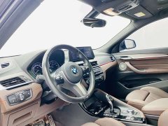 BMW X2 facelift sDrive25i sharp version - фото 13