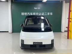 Li Auto MEGA Home Edition - фото 2