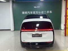 Li Auto MEGA Home Edition - фото 3