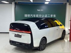 Li Auto MEGA Home Edition - фото 4