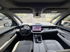 Zeekr 009 EditionAWD 108kWh - фото 10